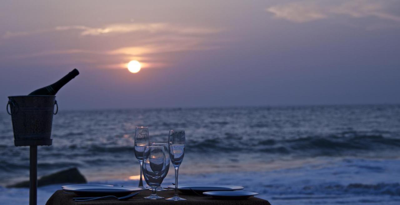 Niraamaya Wellness Retreats, Surya Samudra, Kovalam Exterior foto